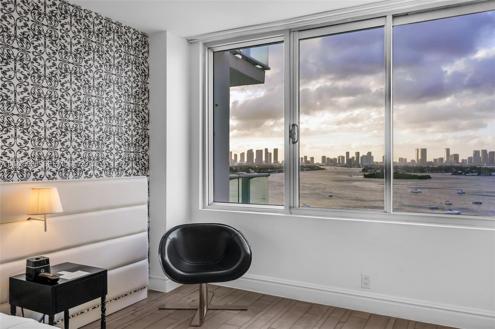 1100 west Ave # 1420