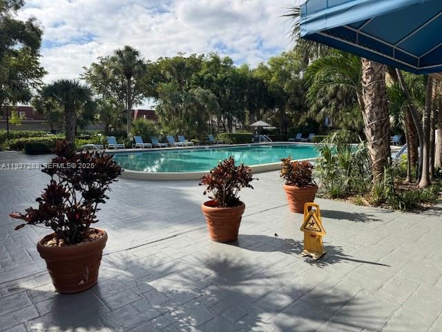 4550 NW 9th St # 416E