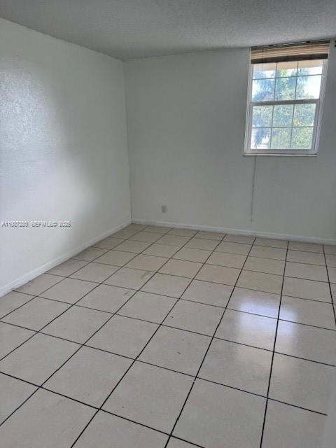 4550 NW 9th St # 416E