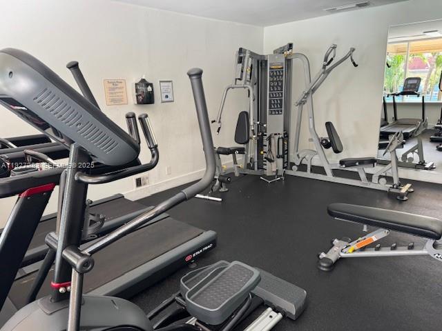 4550 NW 9th St # 416E