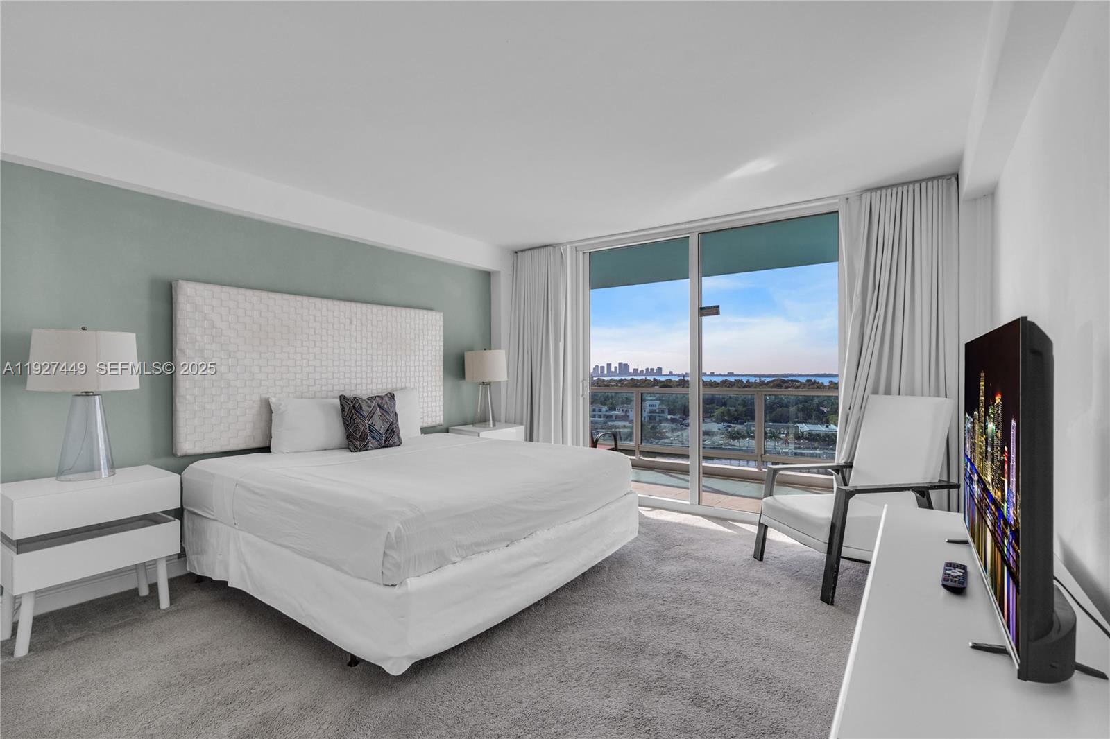 5101 Collins Ave # 12R