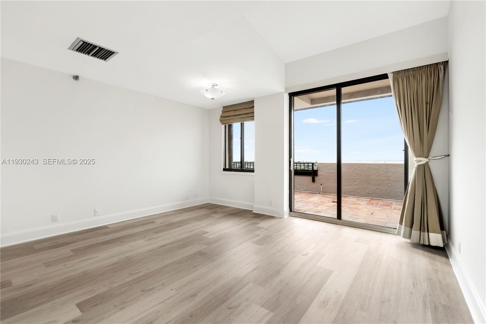 151 Crandon Blvd # 841