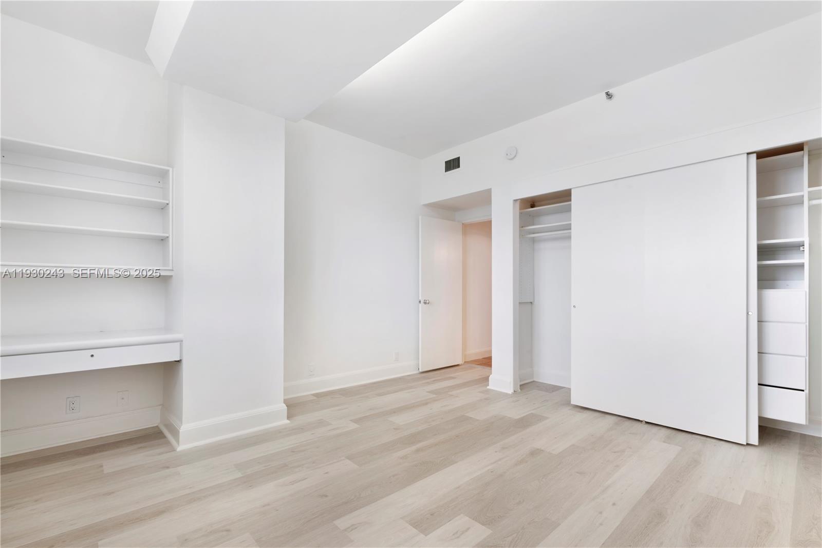 151 Crandon Blvd # 841