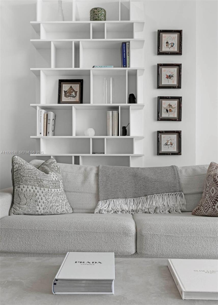 888 Brickell Key Dr # 2606