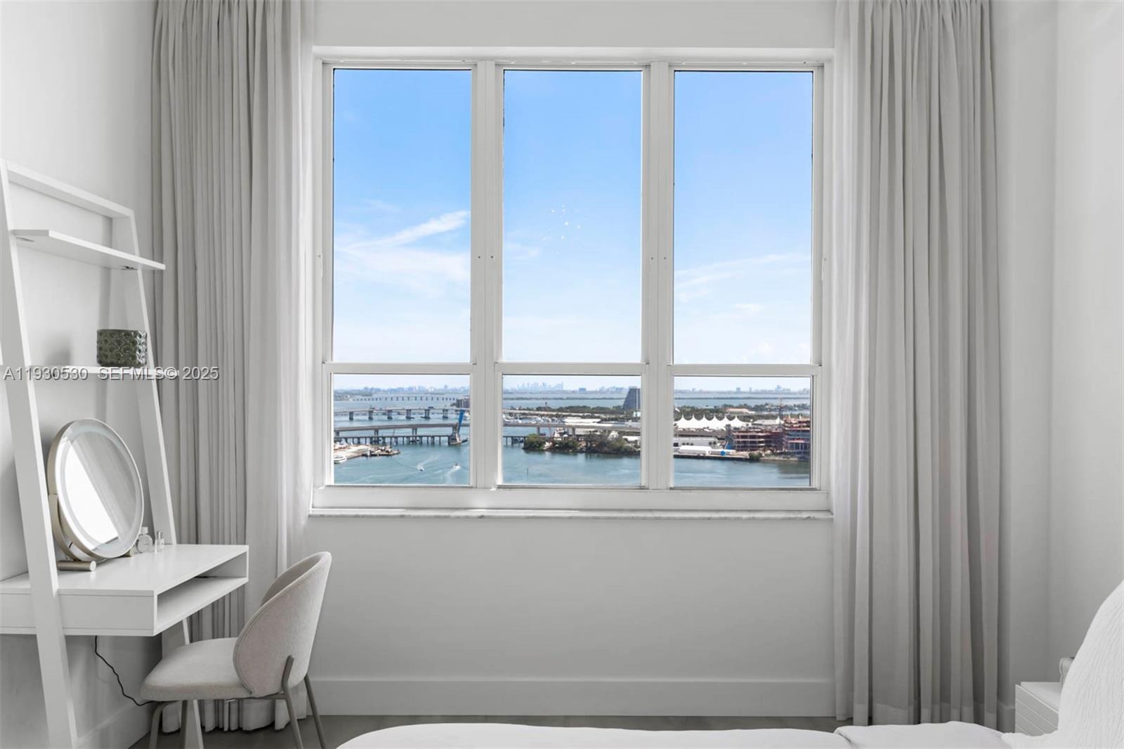 888 Brickell Key Dr # 2606