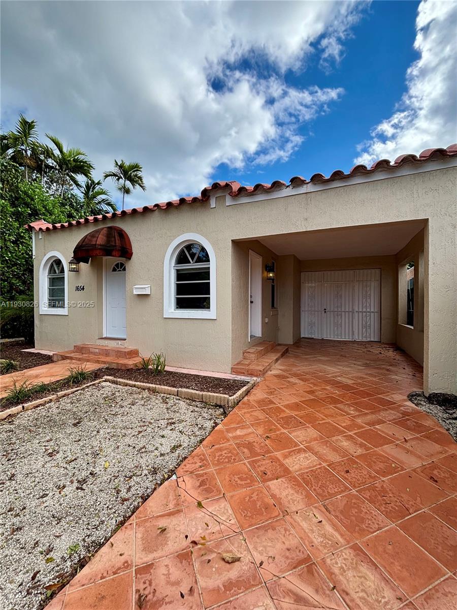 1654 SW 14th Ter # 1