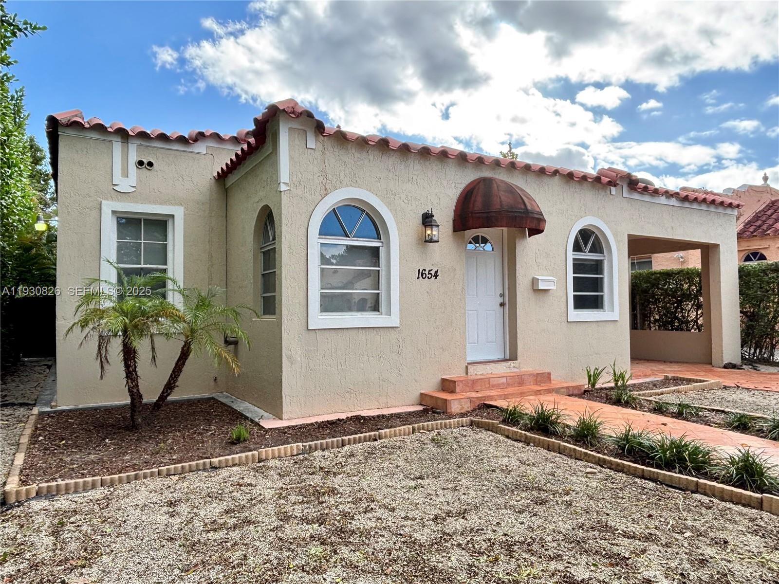 1654 SW 14th Ter # 1