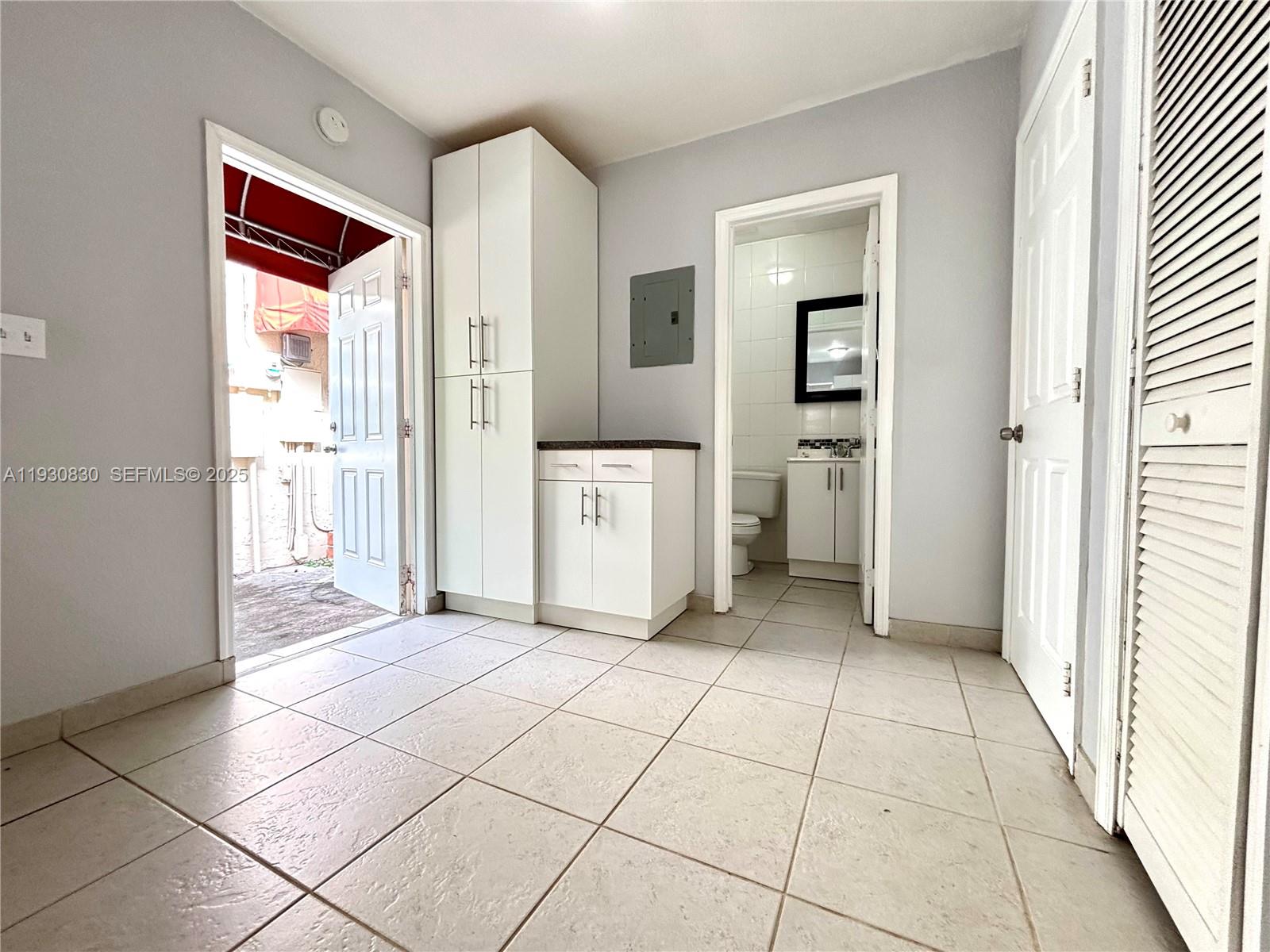 1654 SW 14th Ter # 2