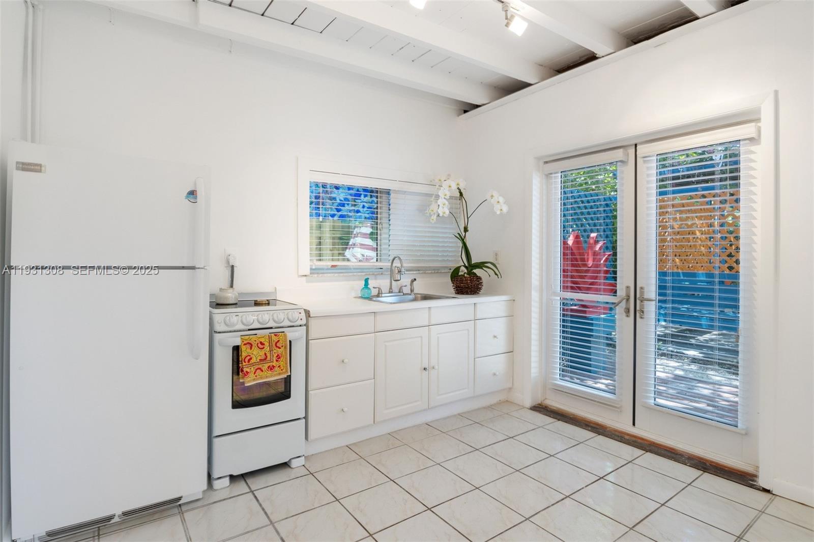 2330 SW 62nd Ct Rear