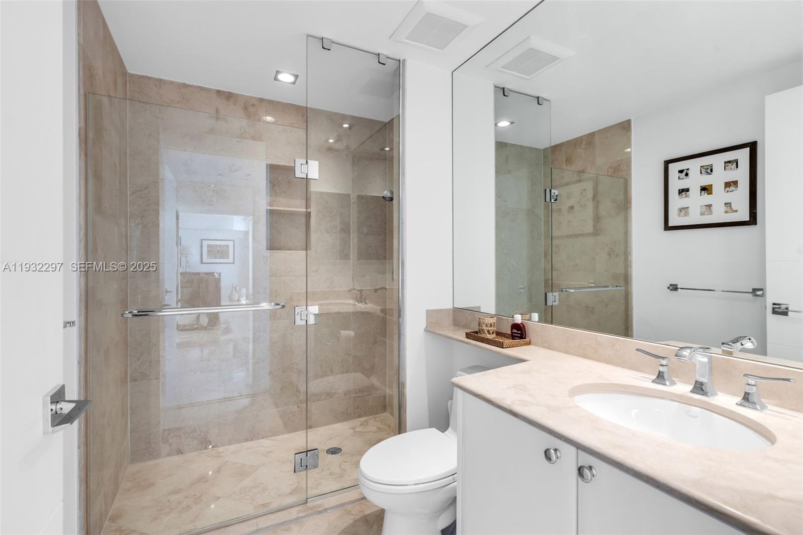 781 Crandon Blvd # 801