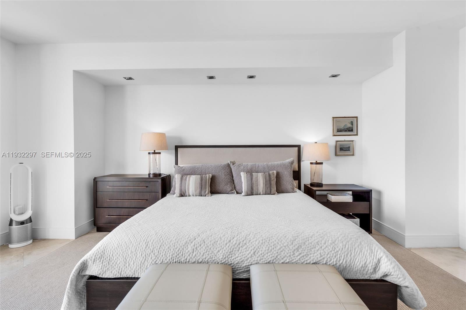 781 Crandon Blvd # 801