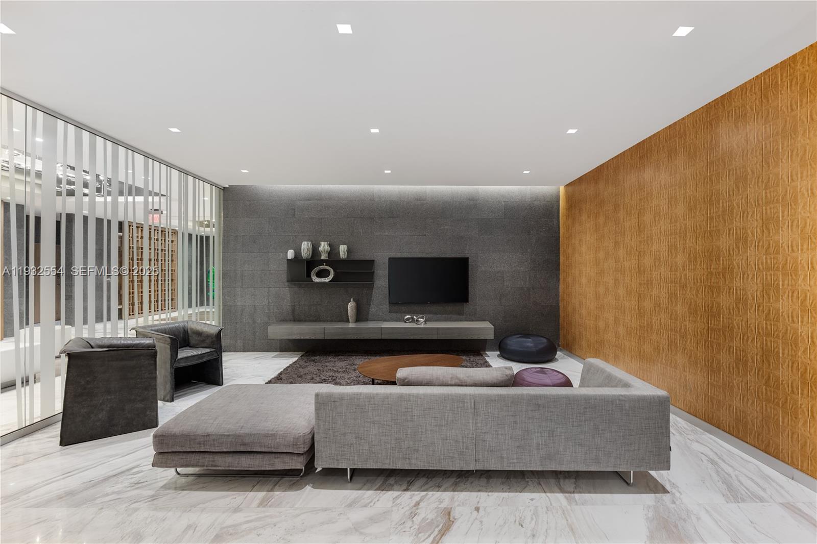 400 Sunny Isles Blvd # 2008