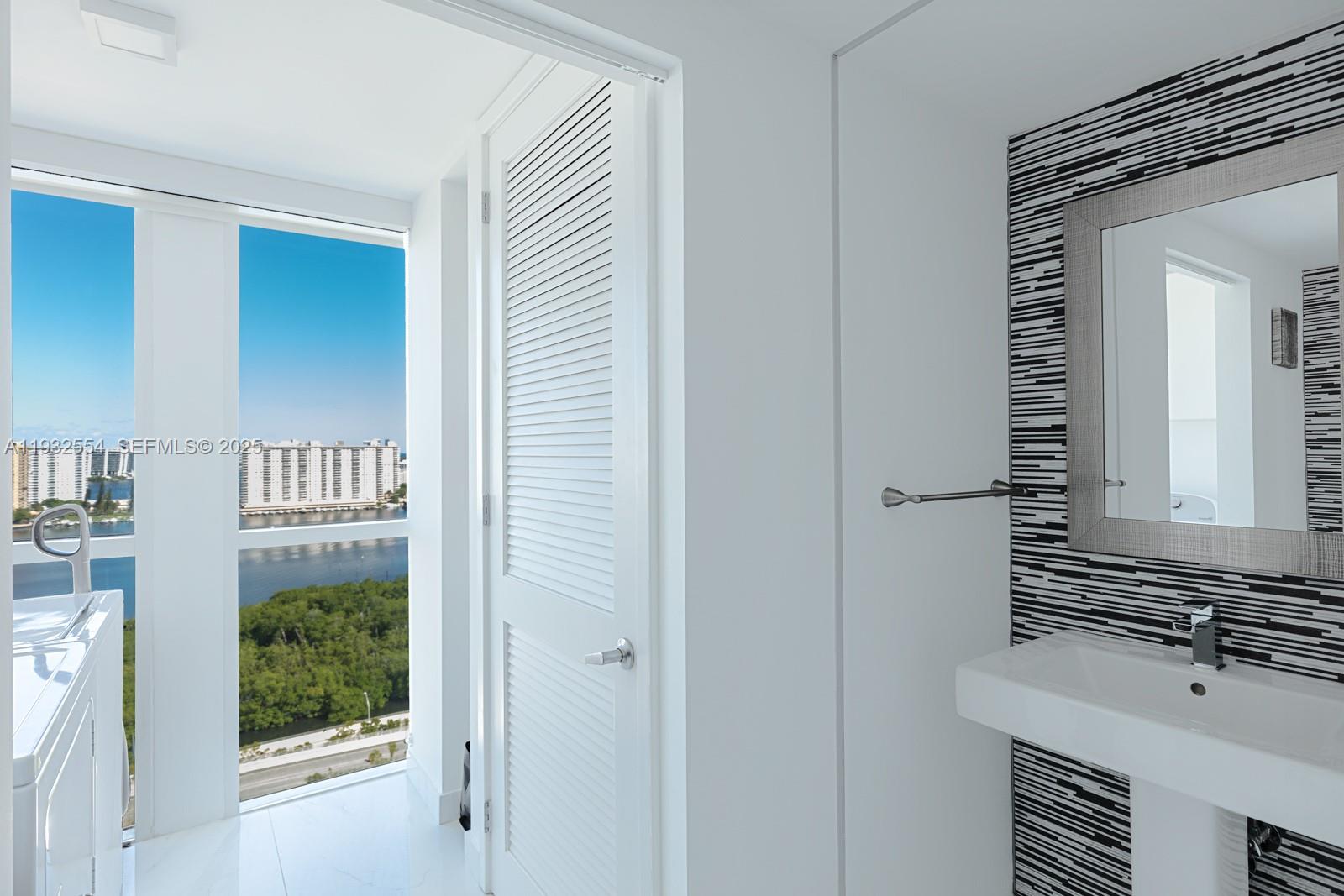 400 Sunny Isles Blvd # 2008