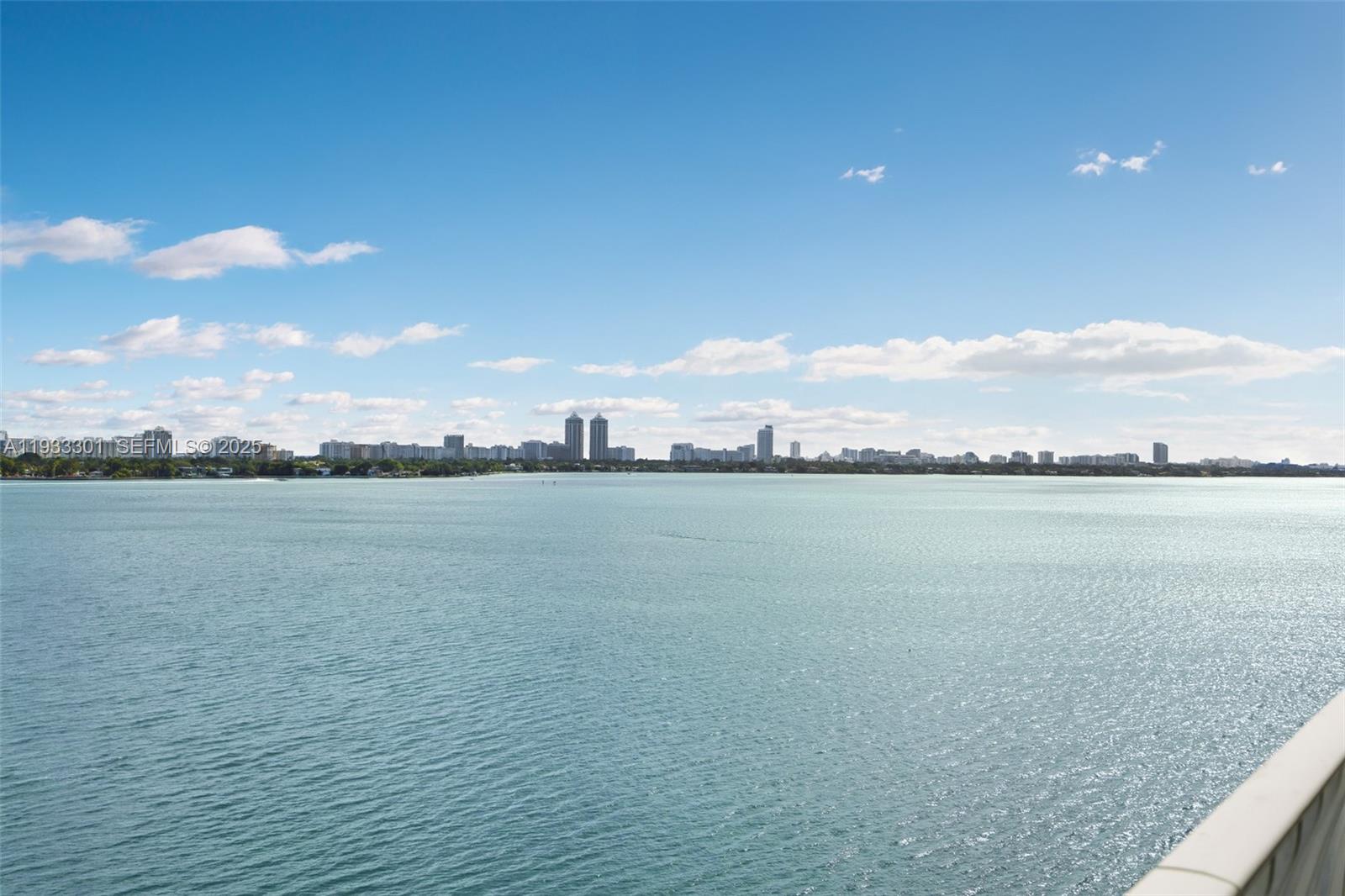 7601 E Treasure Dr # 1119