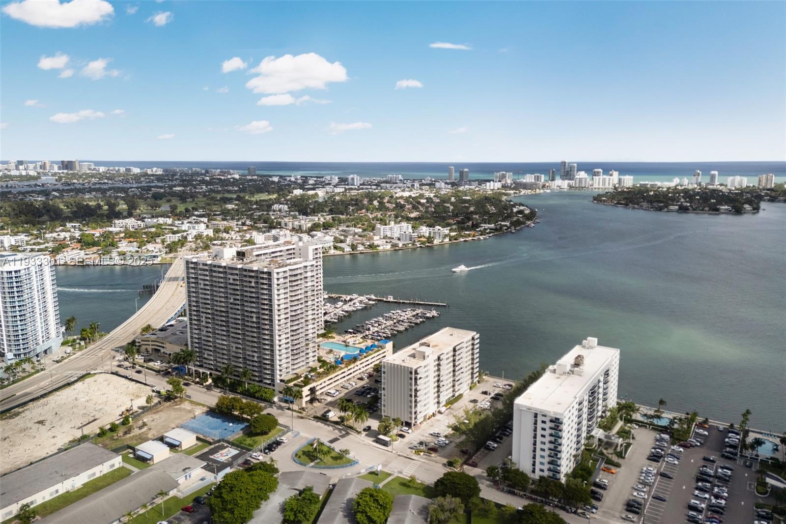 7601 E Treasure Dr # 1119