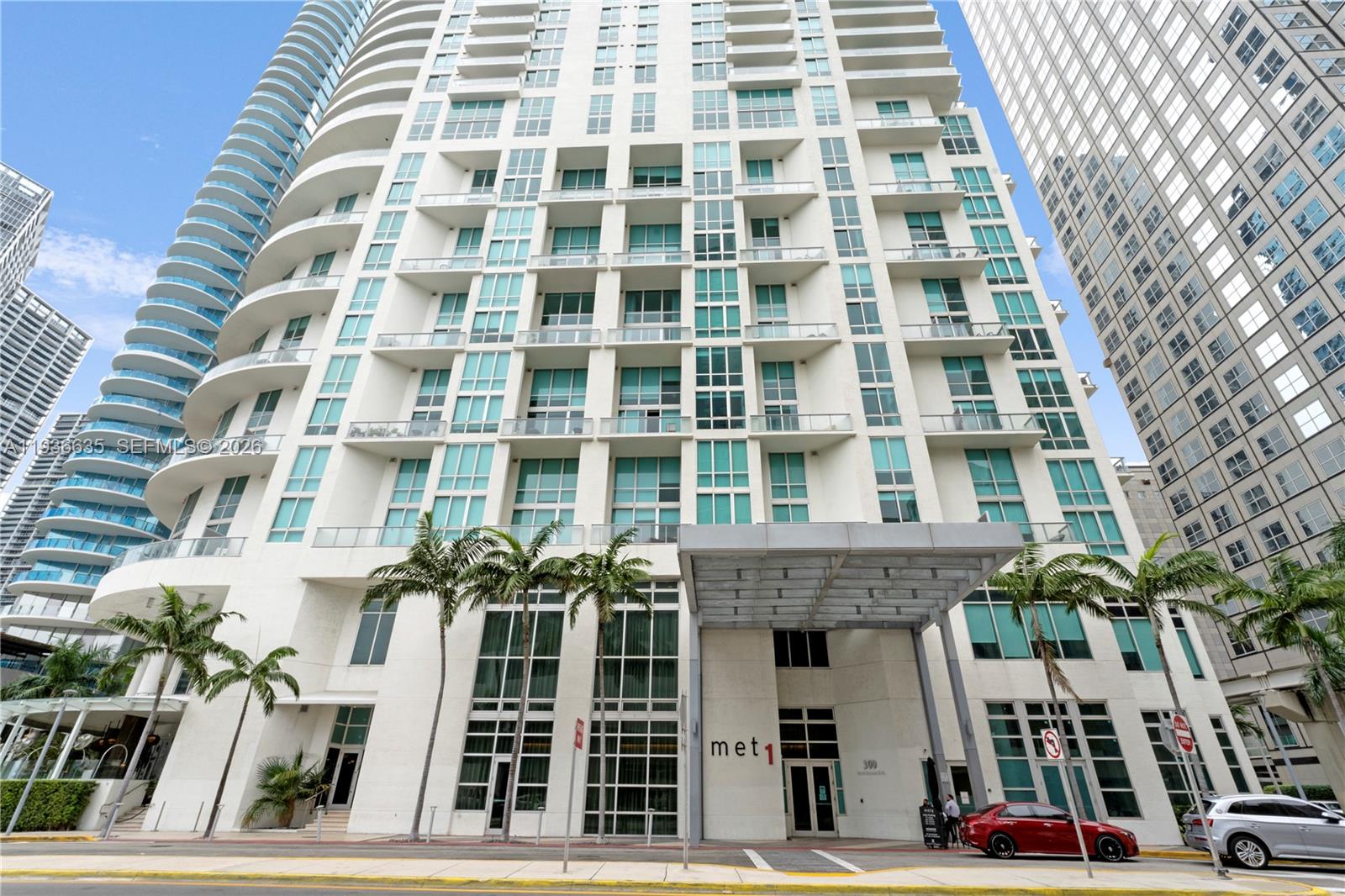 300 S Biscayne Blvd # 1608 Unit: T-1608