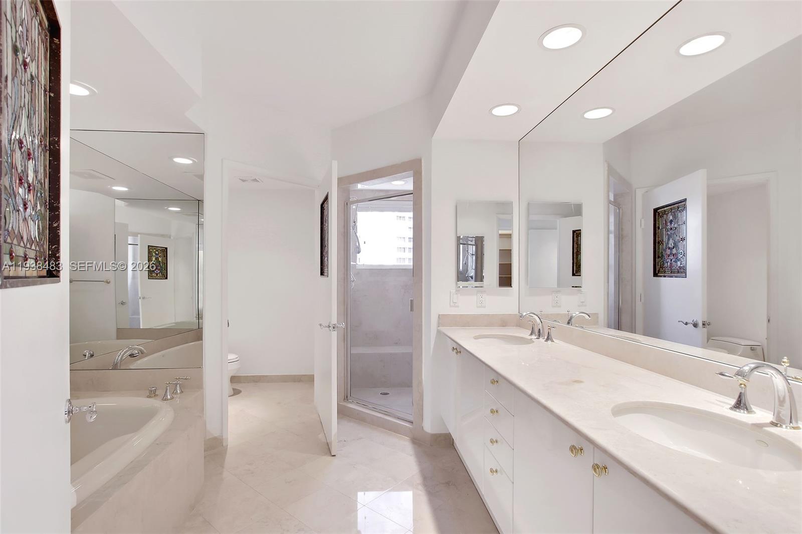 799 Crandon Blvd # 908