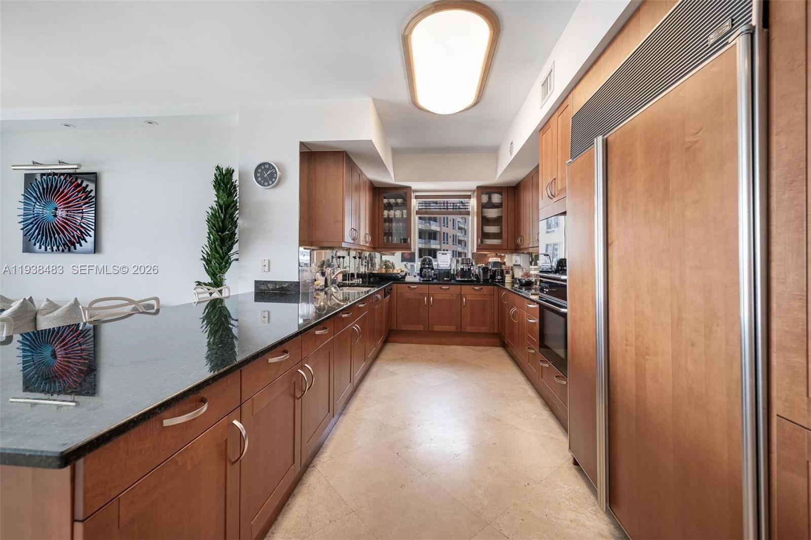 799 Crandon Blvd # 908