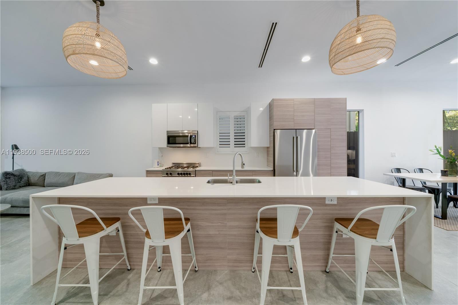 3072 Indiana St # 3072