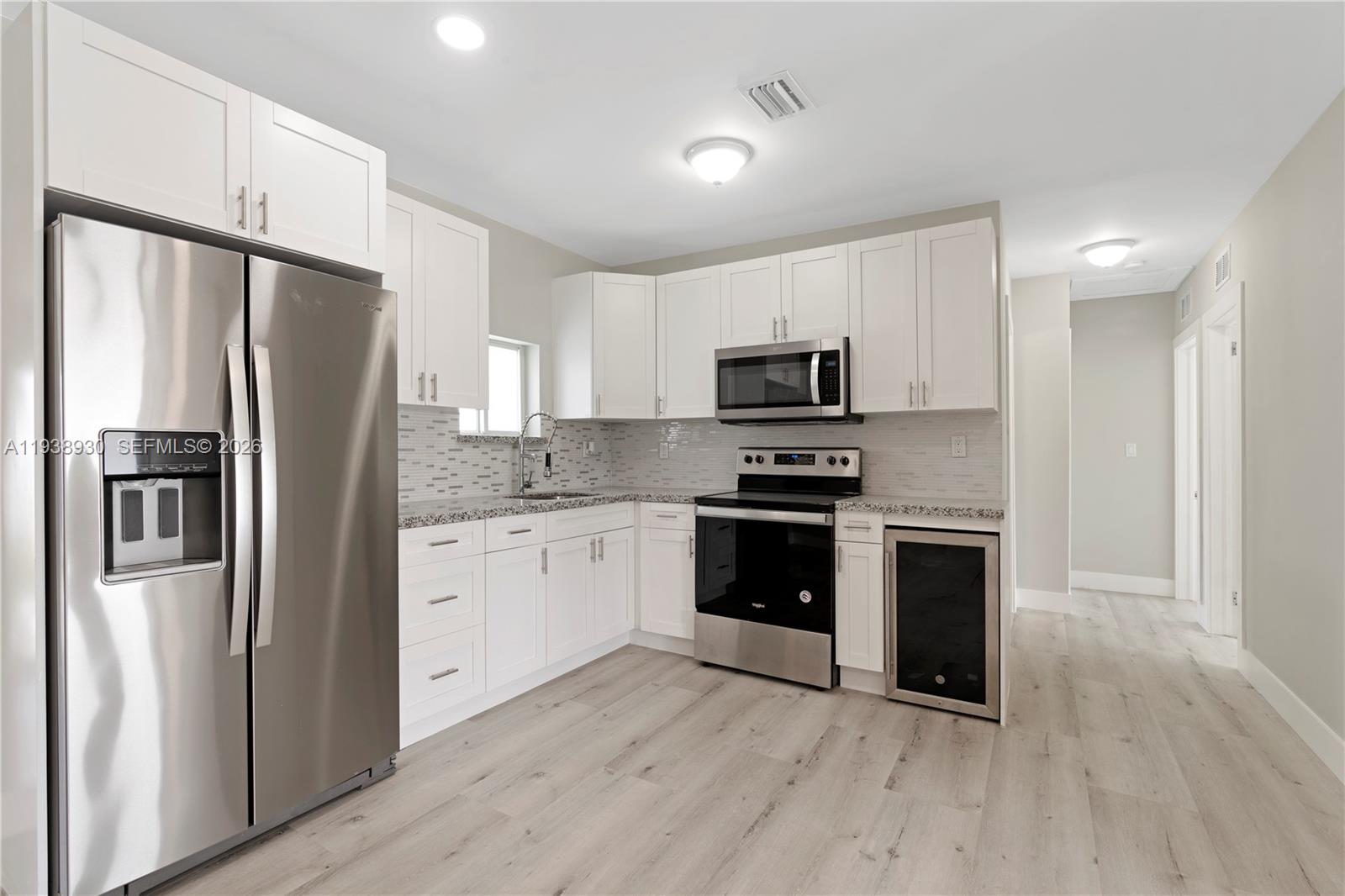 2714 SW 36th Ave # A