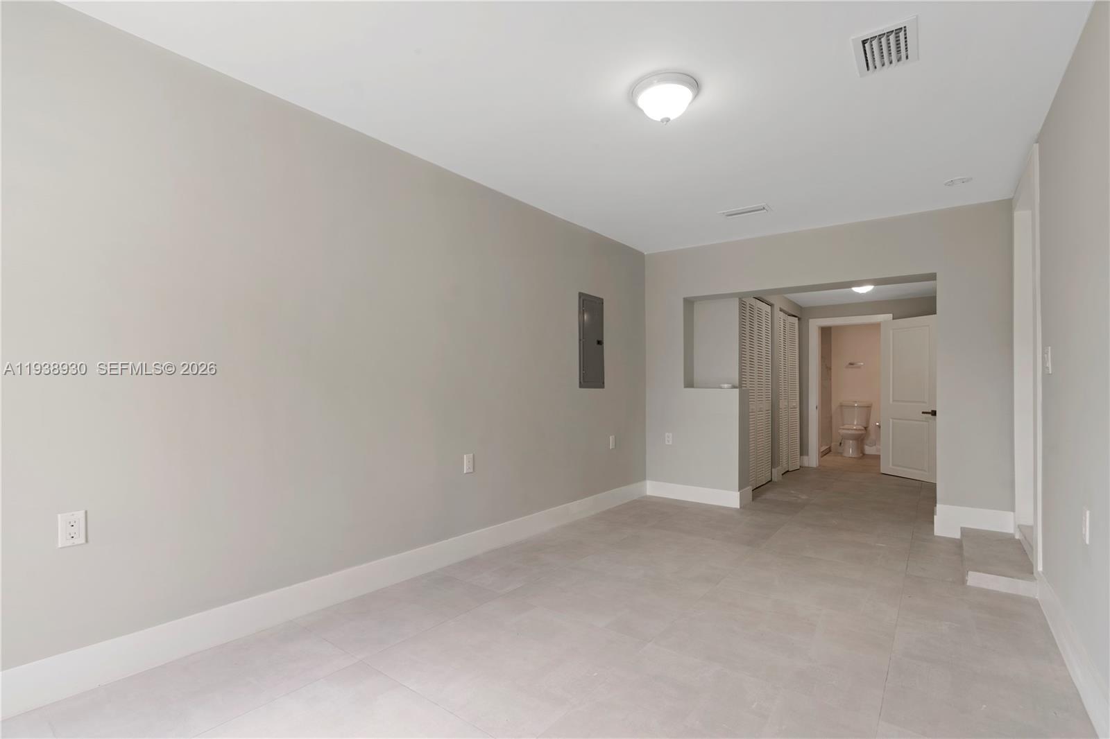 2714 SW 36th Ave # A