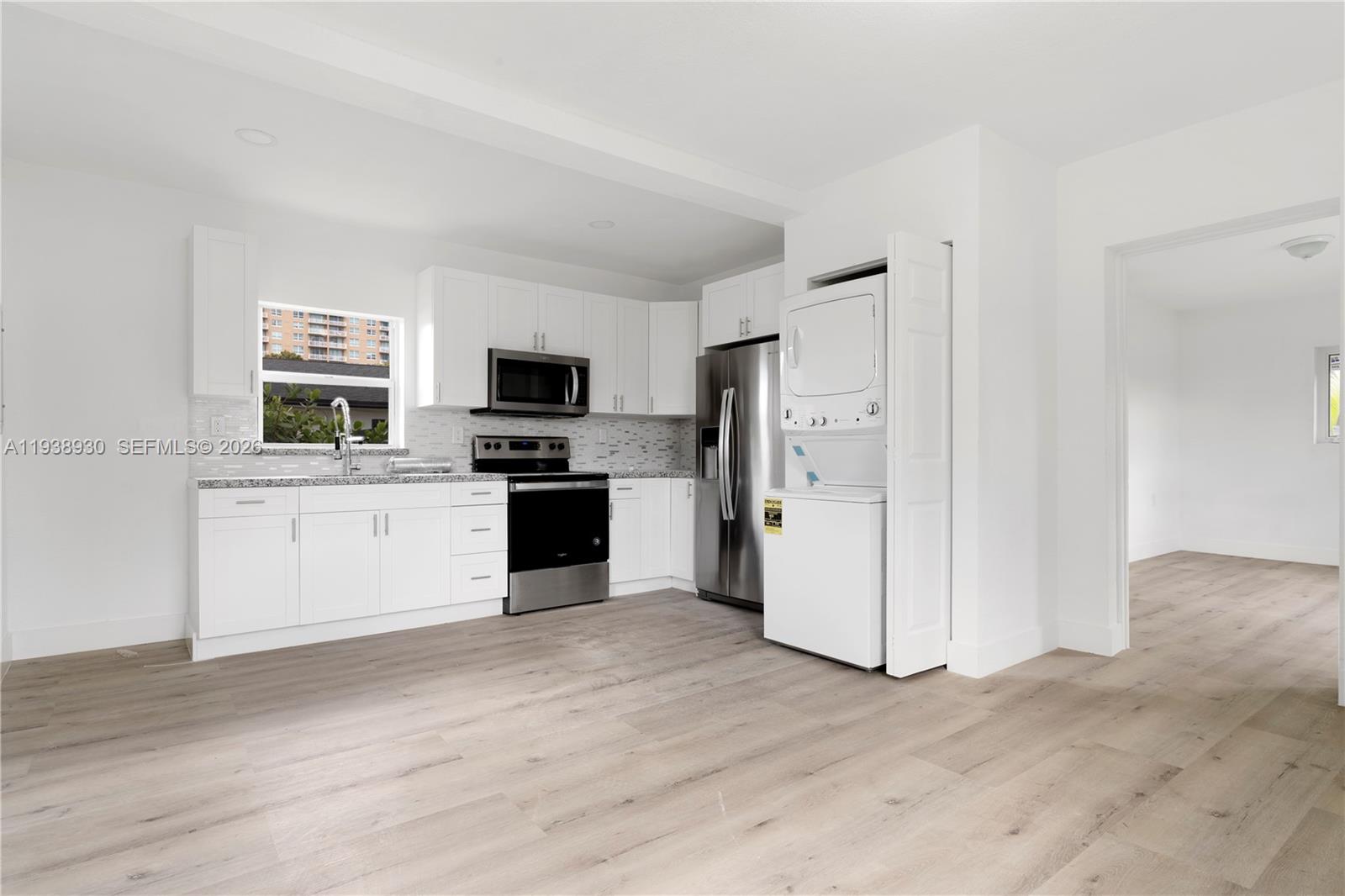 2714 SW 36th Ave # A