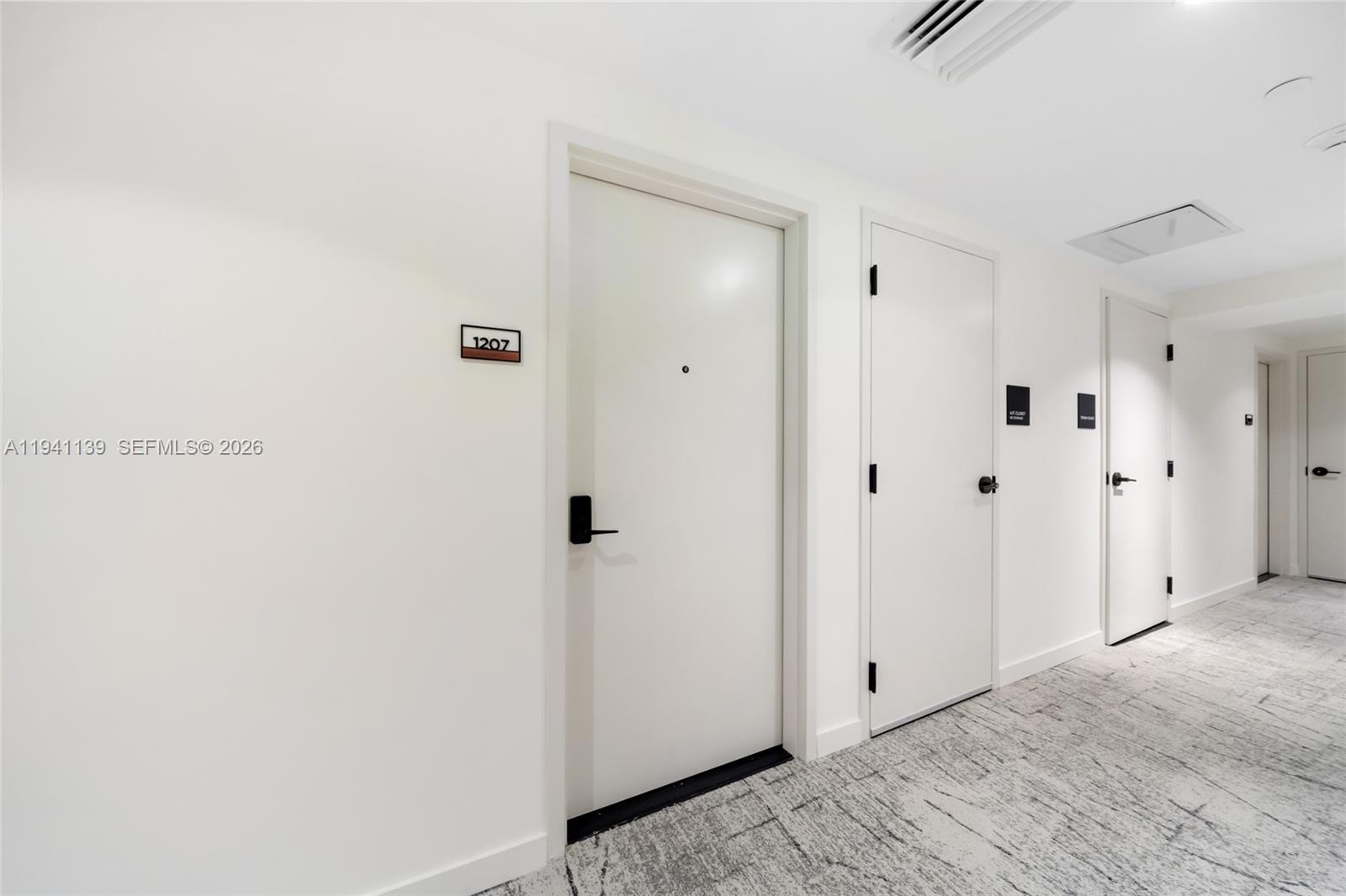 225 N Miami Unit: 1207