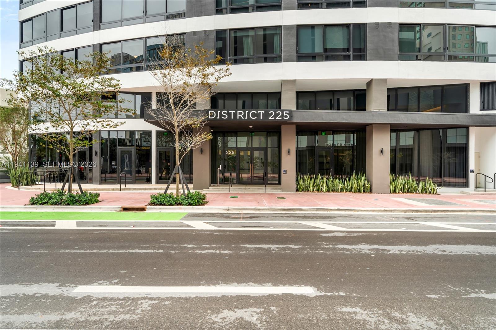 225 N Miami Unit: 1207