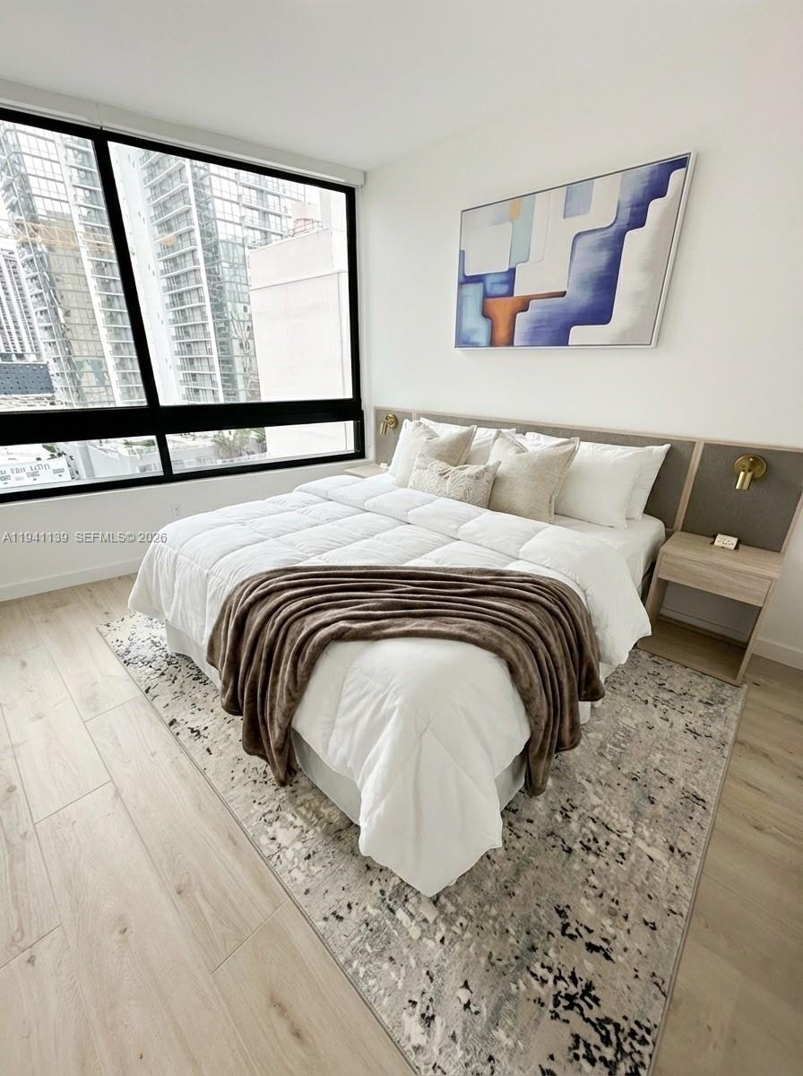 225 N Miami Unit: 1207