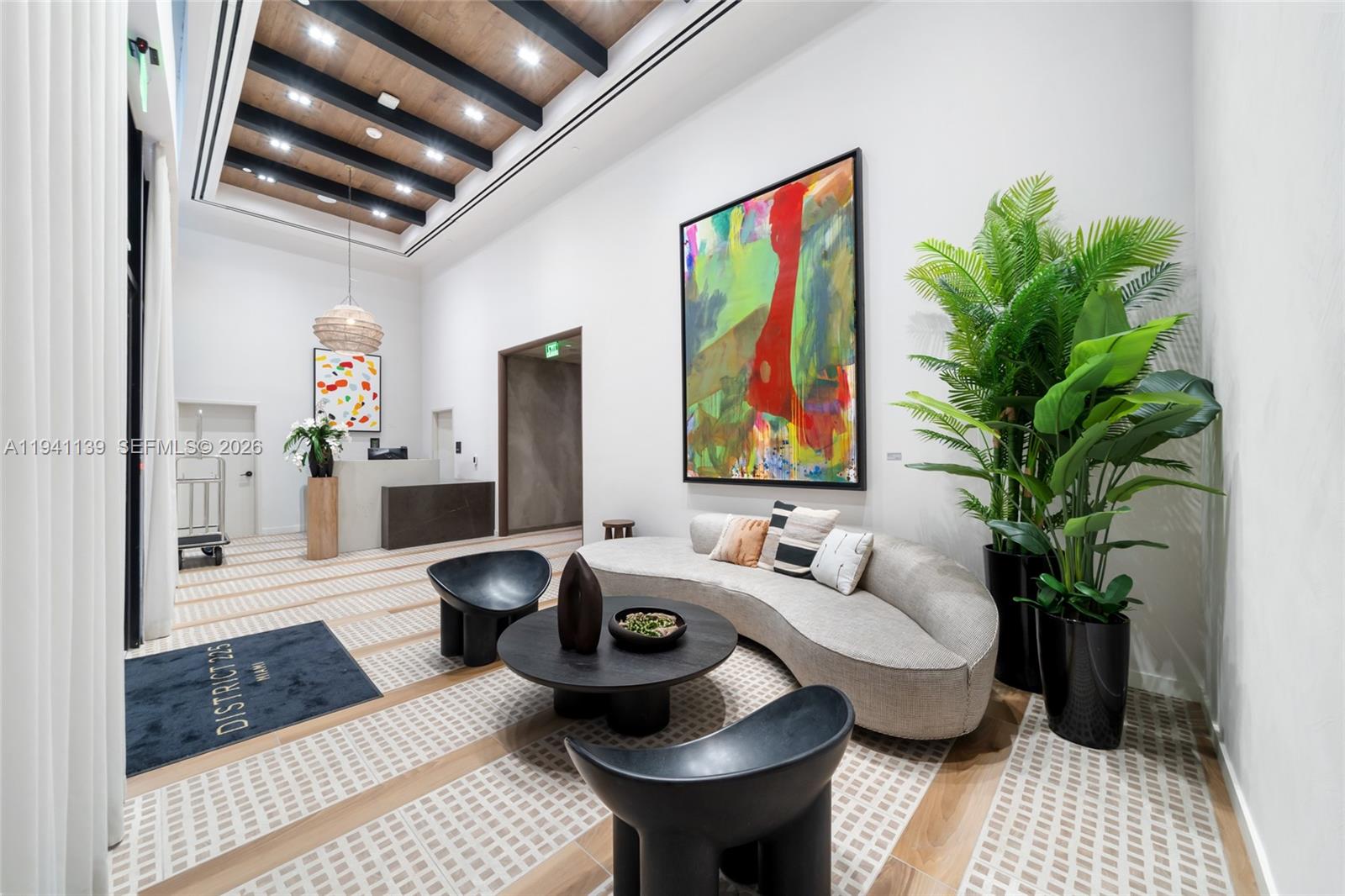 225 N Miami Unit: 1207