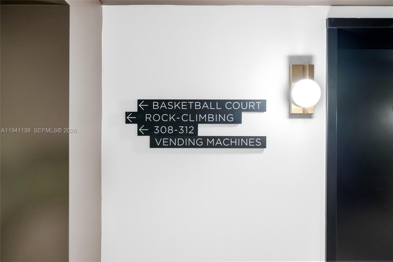 225 N Miami Unit: 1207