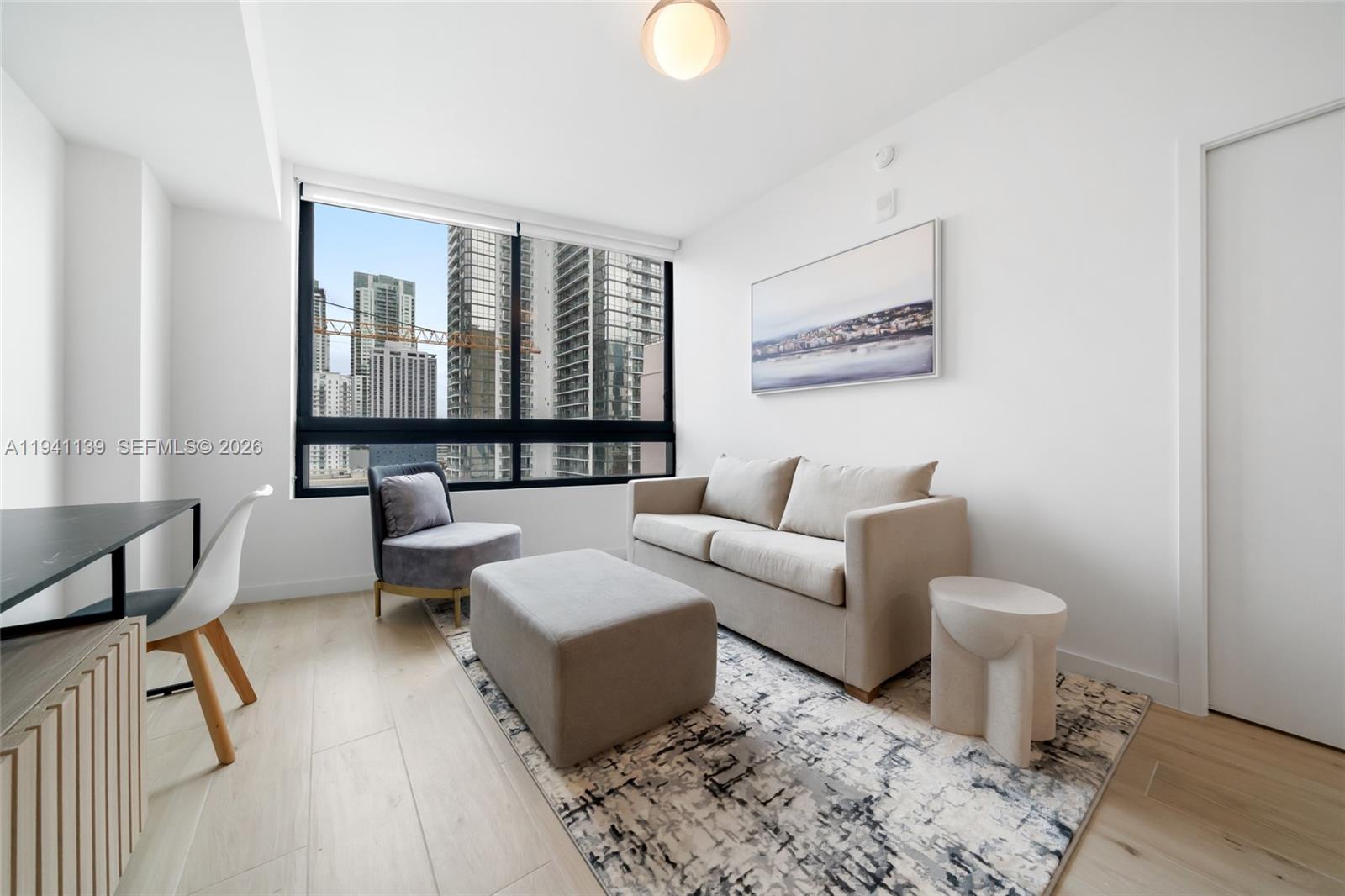 225 N Miami Unit: 1207