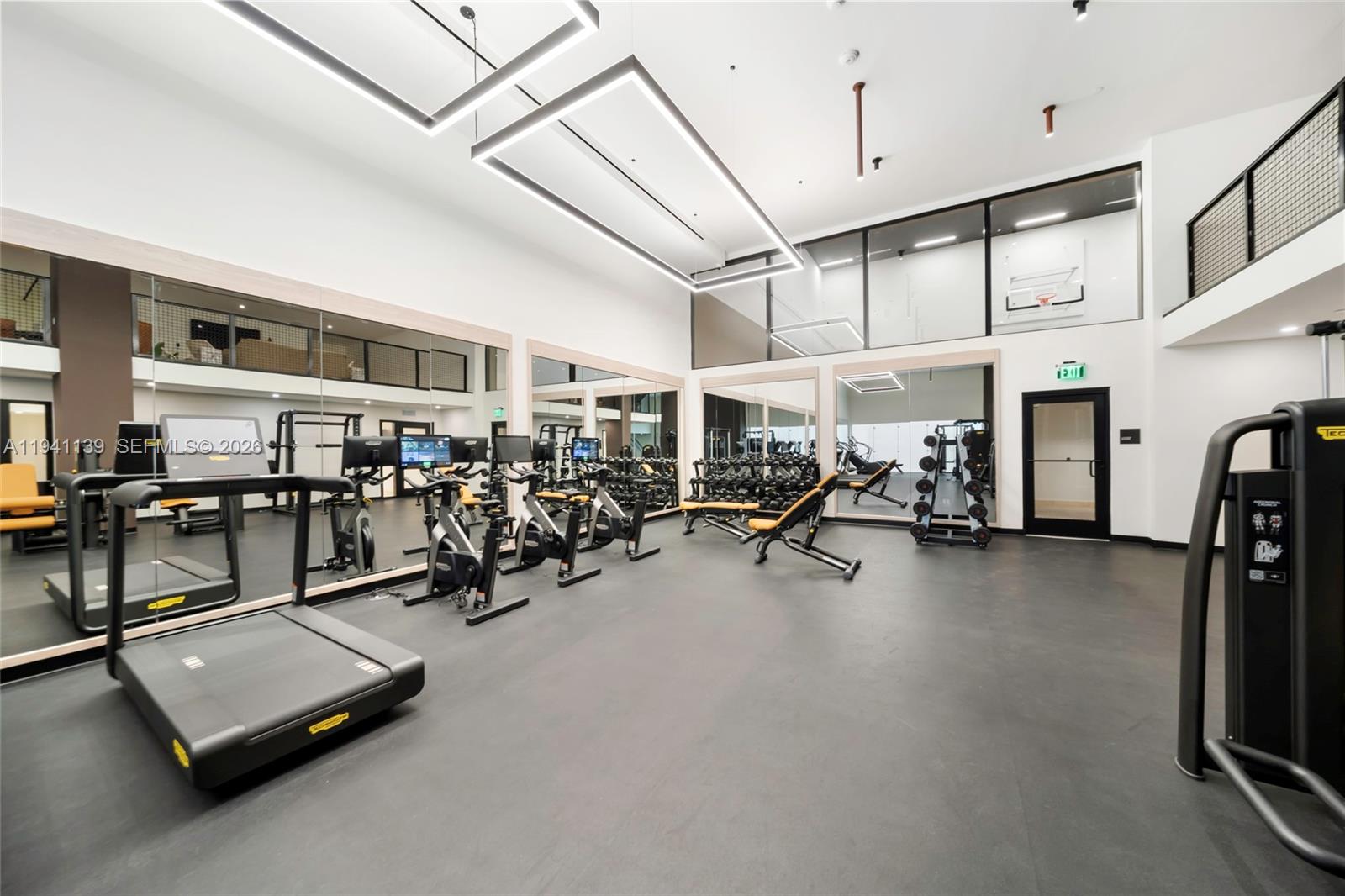 225 N Miami Unit: 1207