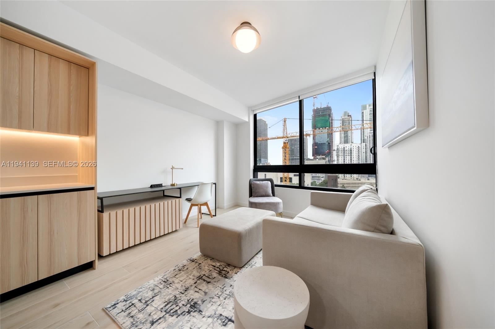 225 N Miami Unit: 1207