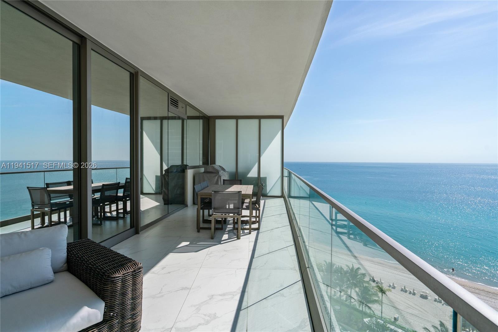 18975 Collins Ave # 1104