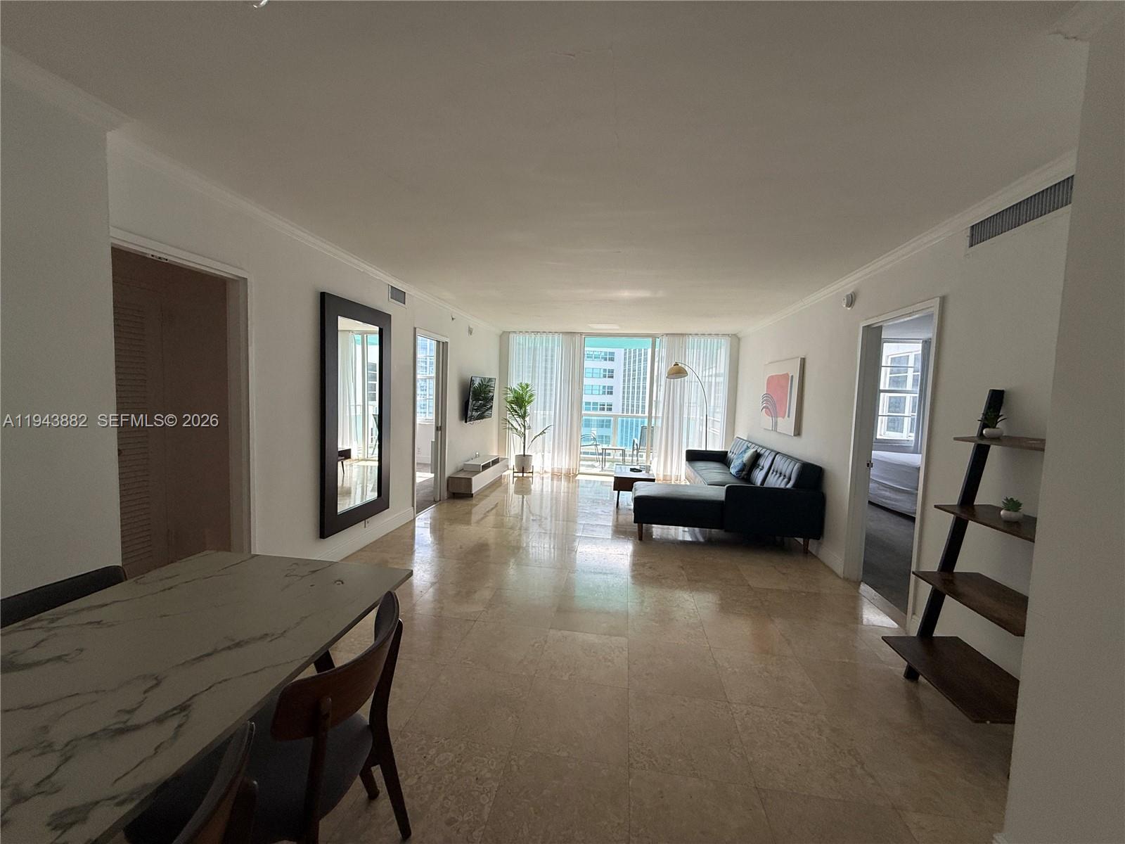 5101 Collins Ave # 12K