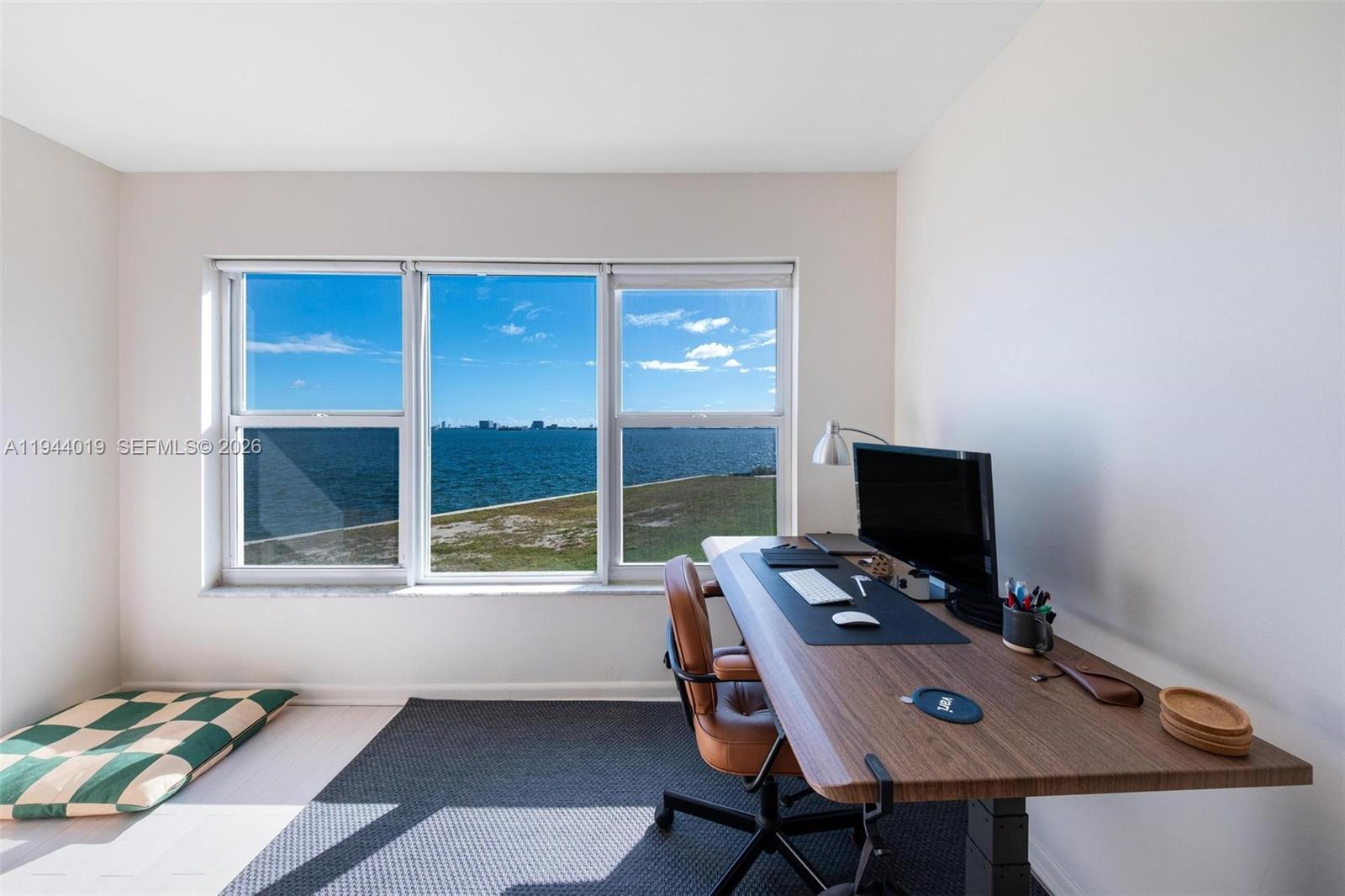 11111 Biscayne Blvd # 207