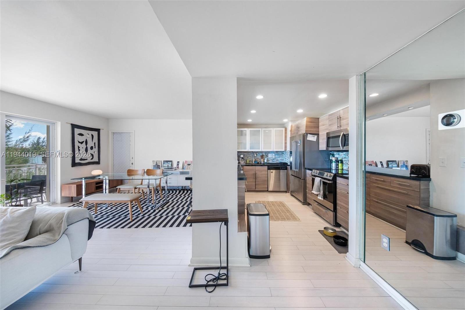 11111 Biscayne Blvd # 207