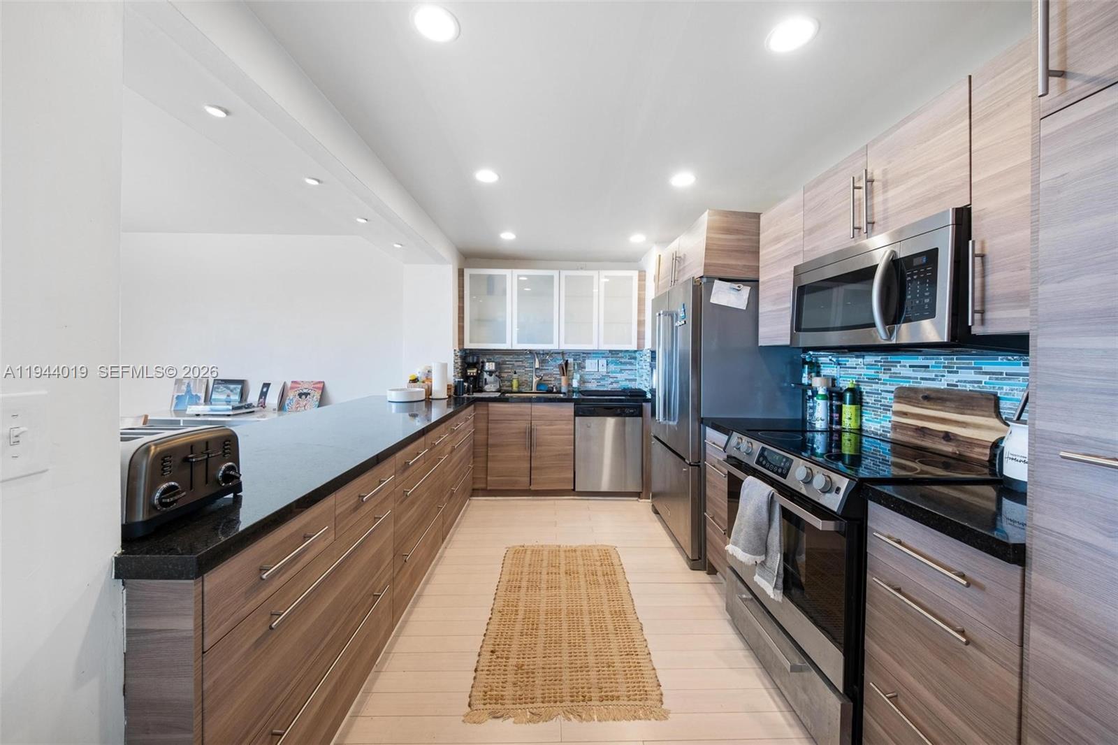 11111 Biscayne Blvd # 207