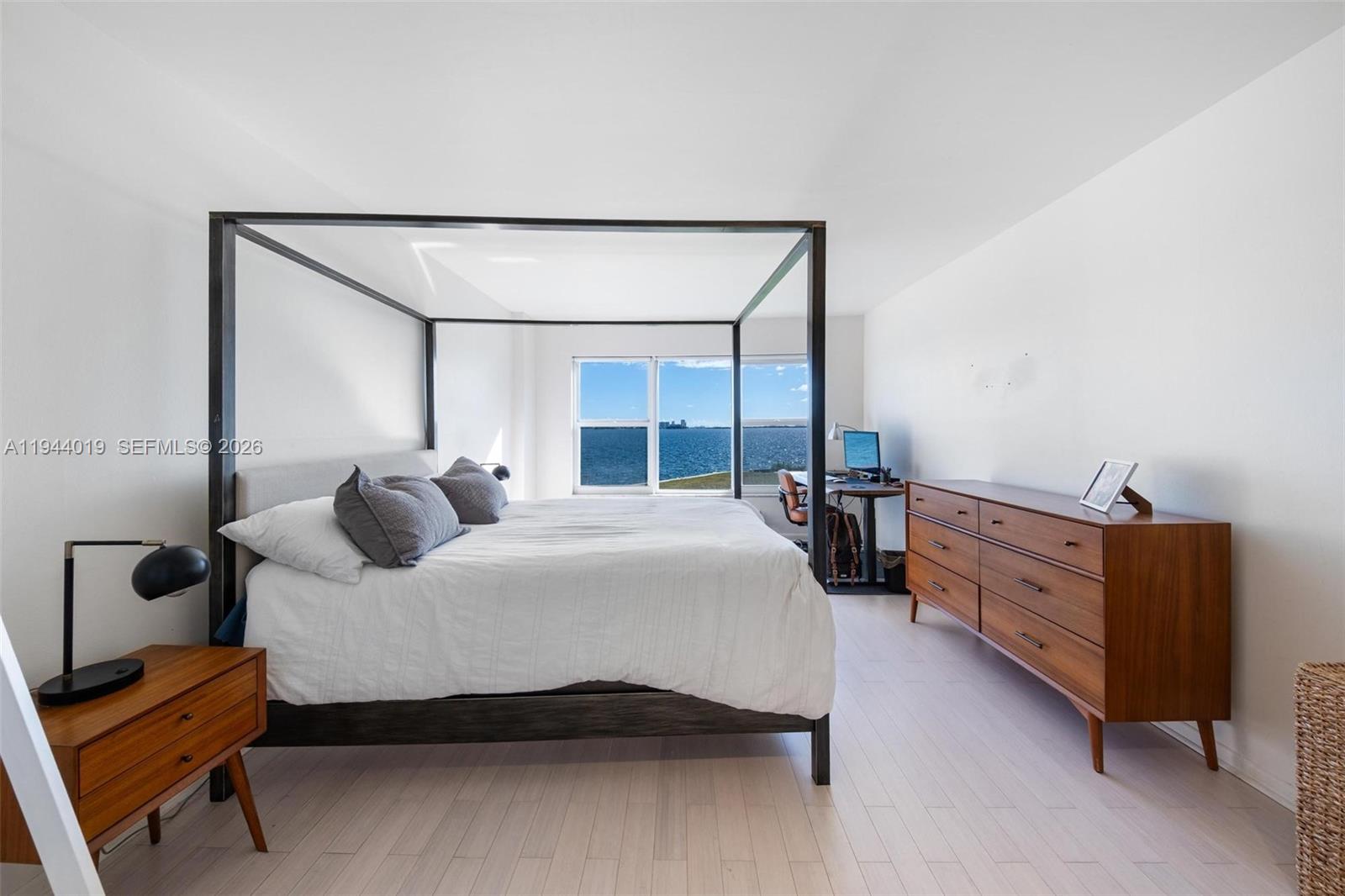 11111 Biscayne Blvd # 207