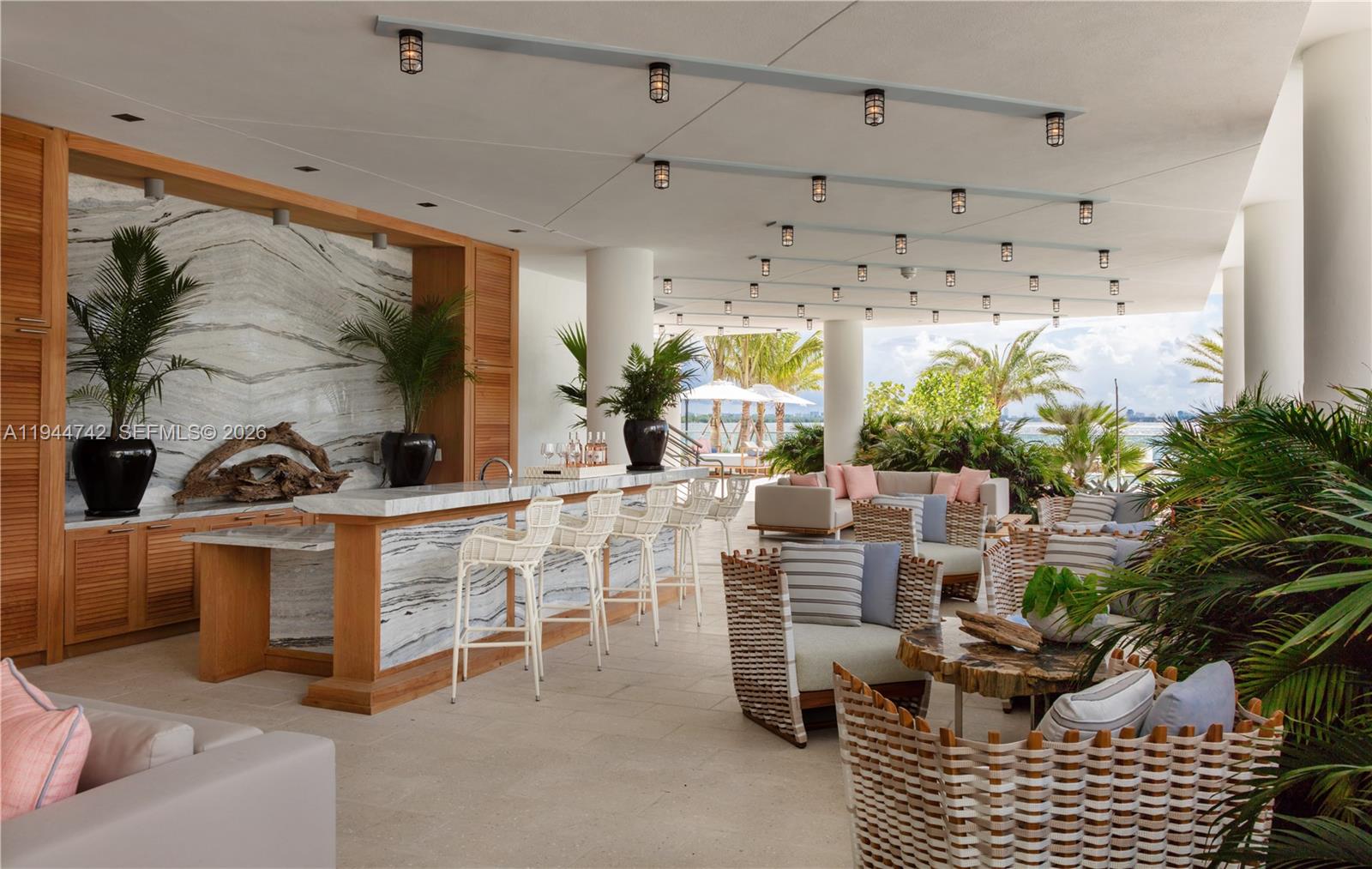 2900 NE 7th Ave # 2309