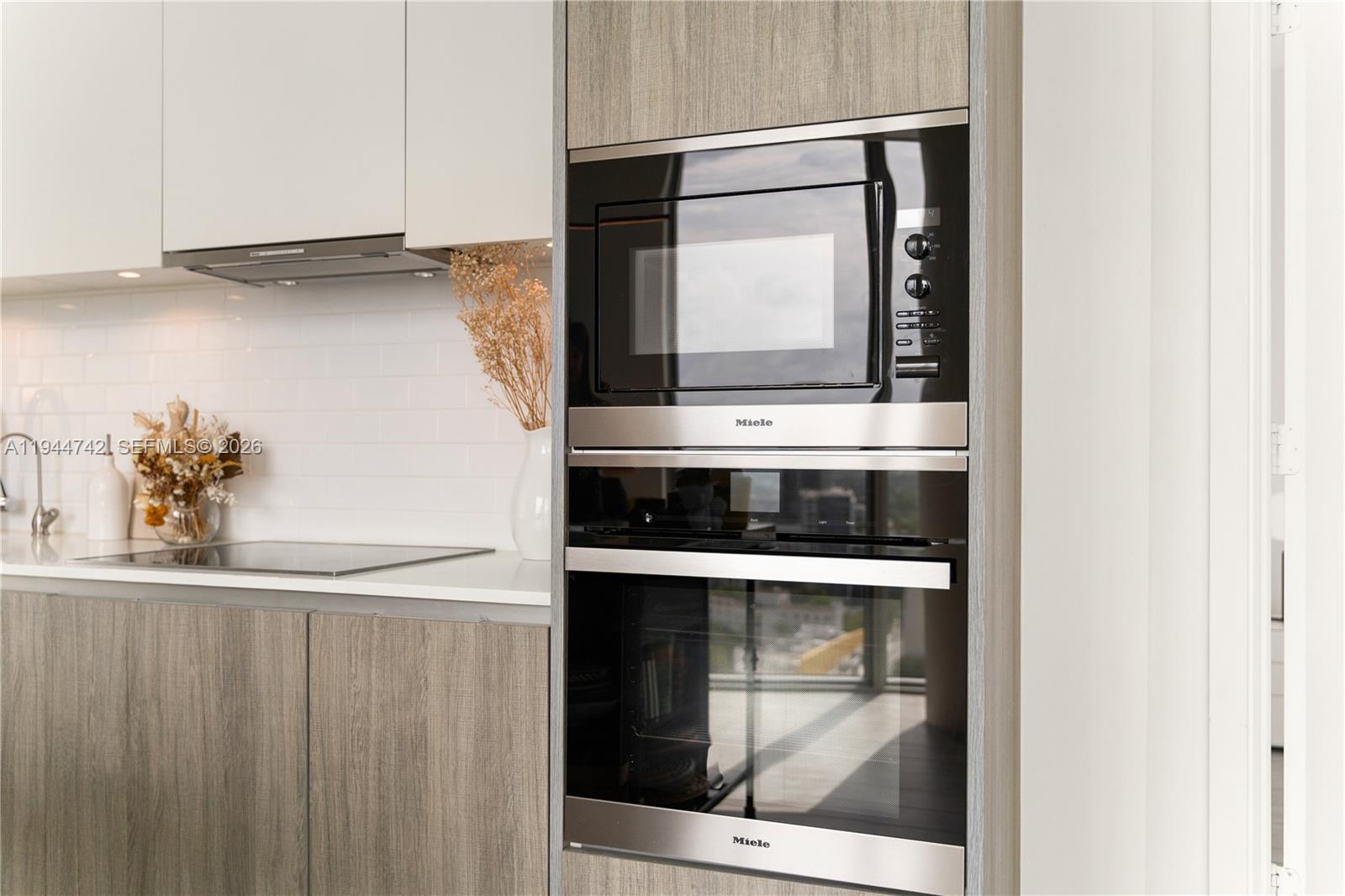 2900 NE 7th Ave # 2309