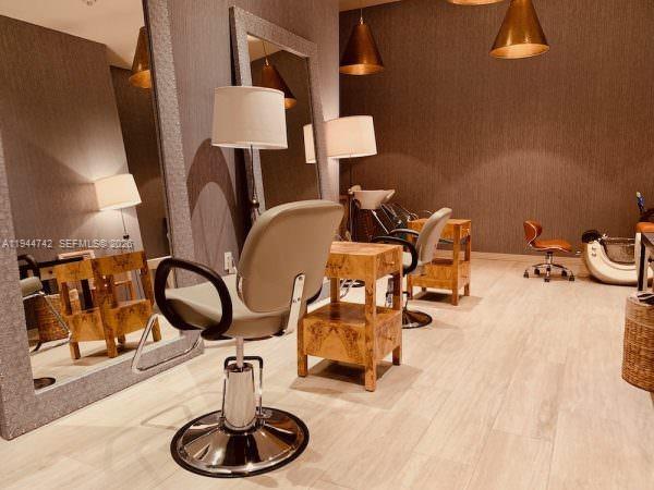 2900 NE 7th Ave # 2309