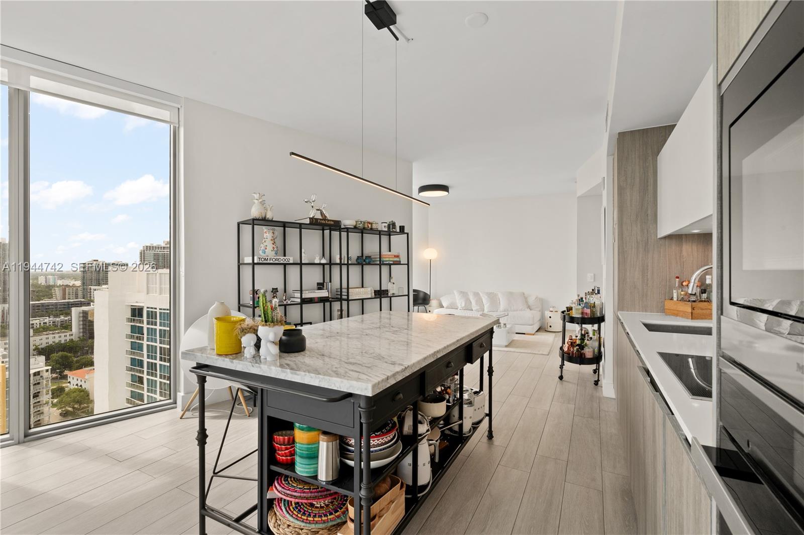 2900 NE 7th Ave # 2309