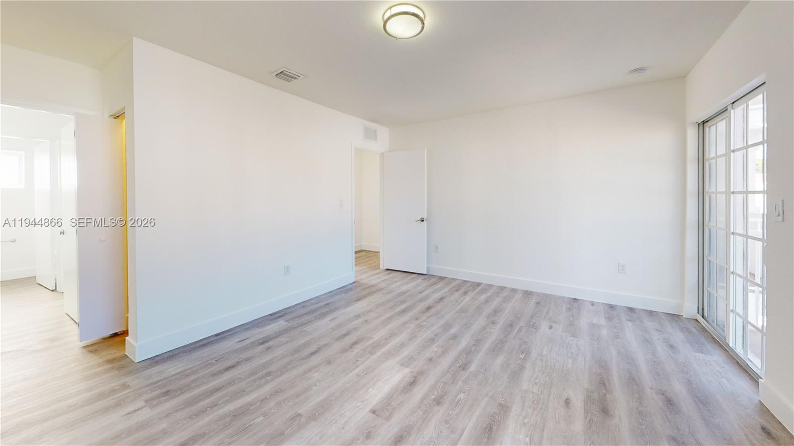 618 SW 2nd Pl # 60 Unit: 10-60