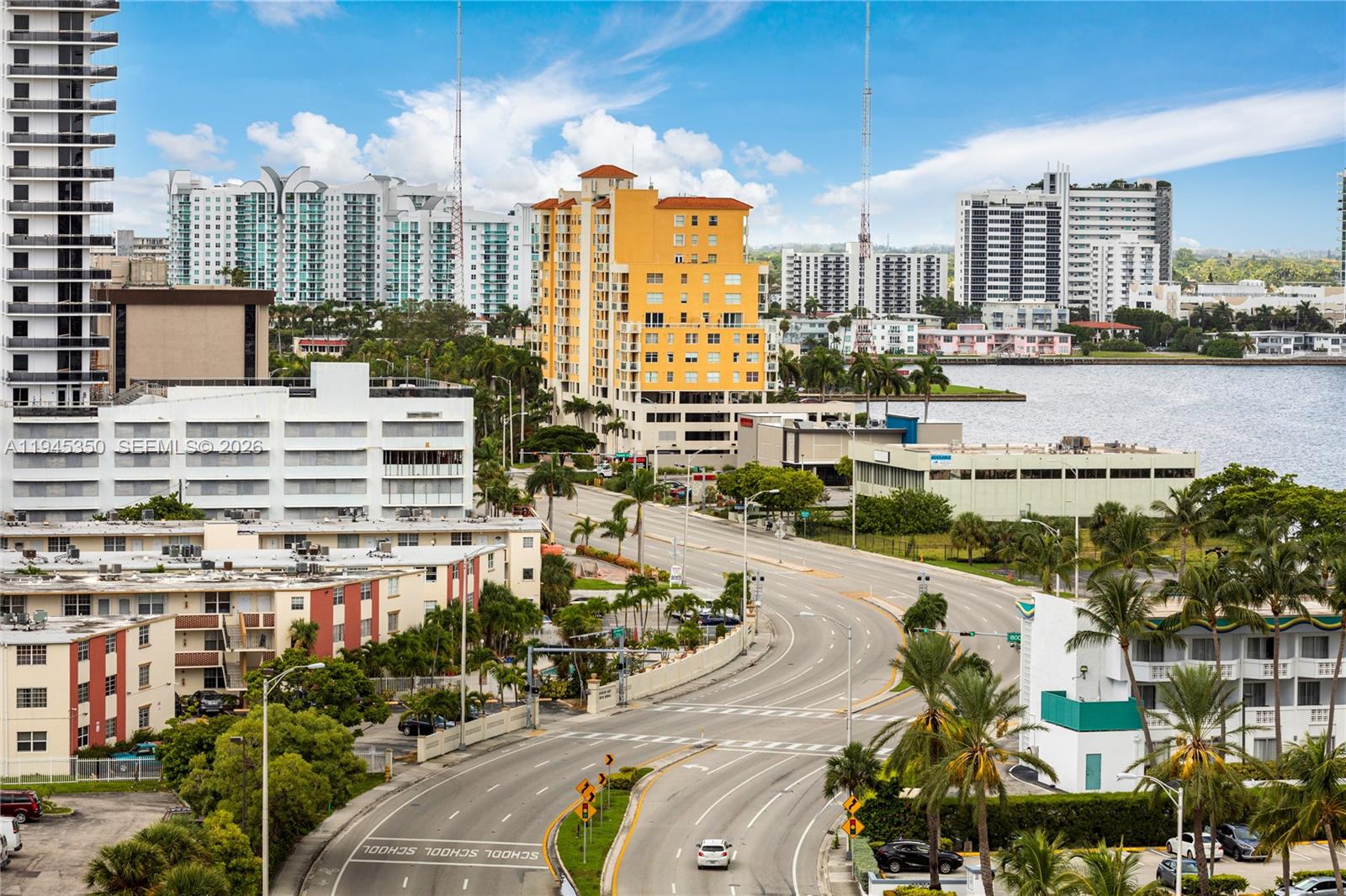 7601 E Treasure Dr # 1415