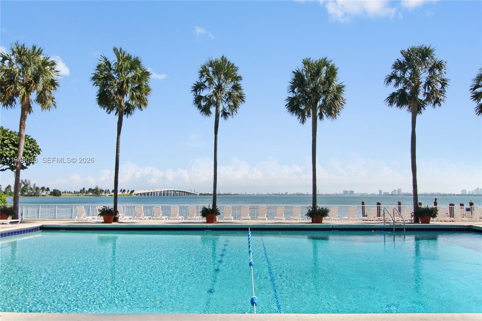 3301 NE 5th Ave # 416