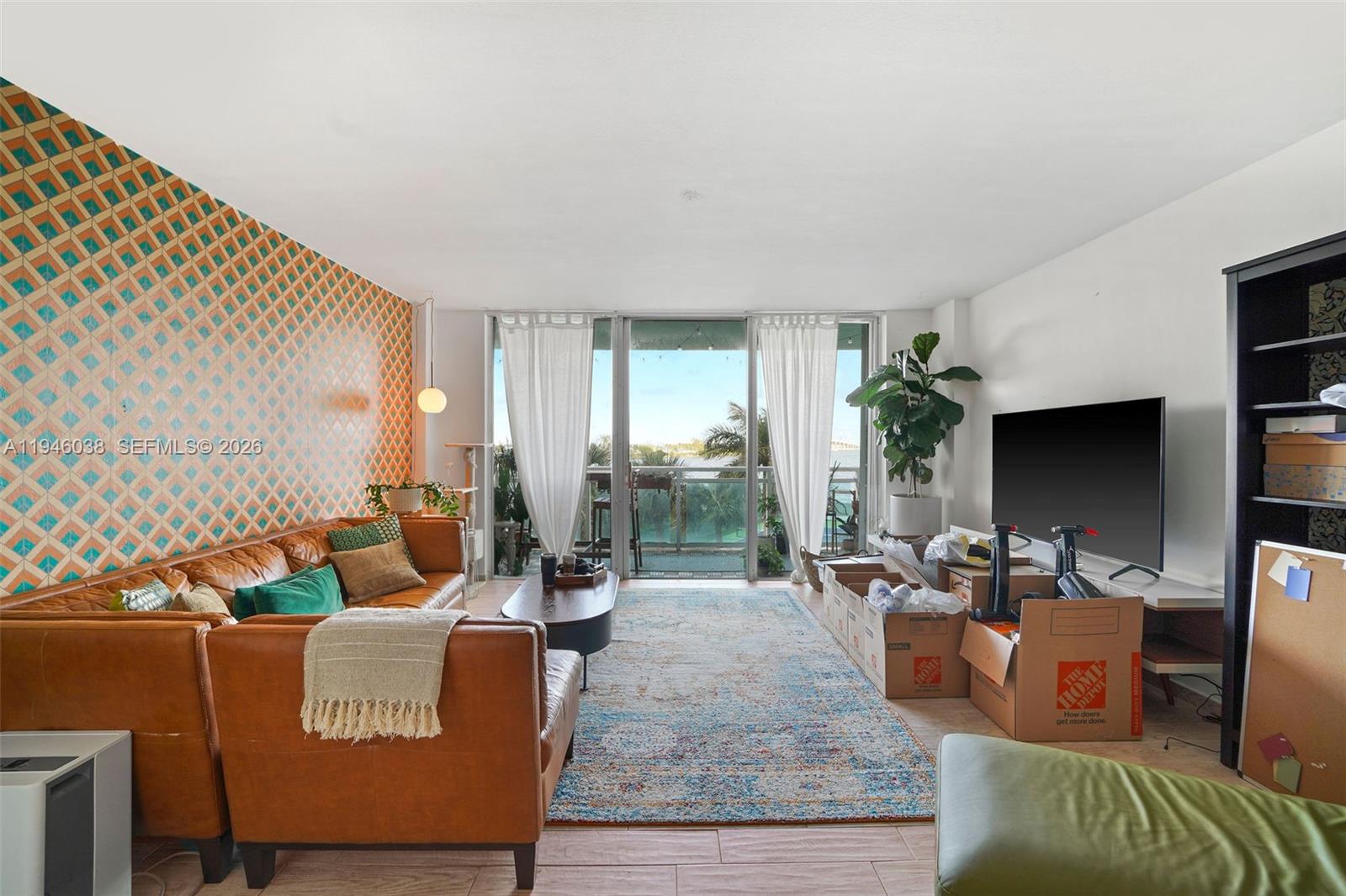 3301 NE 5th Ave # 416