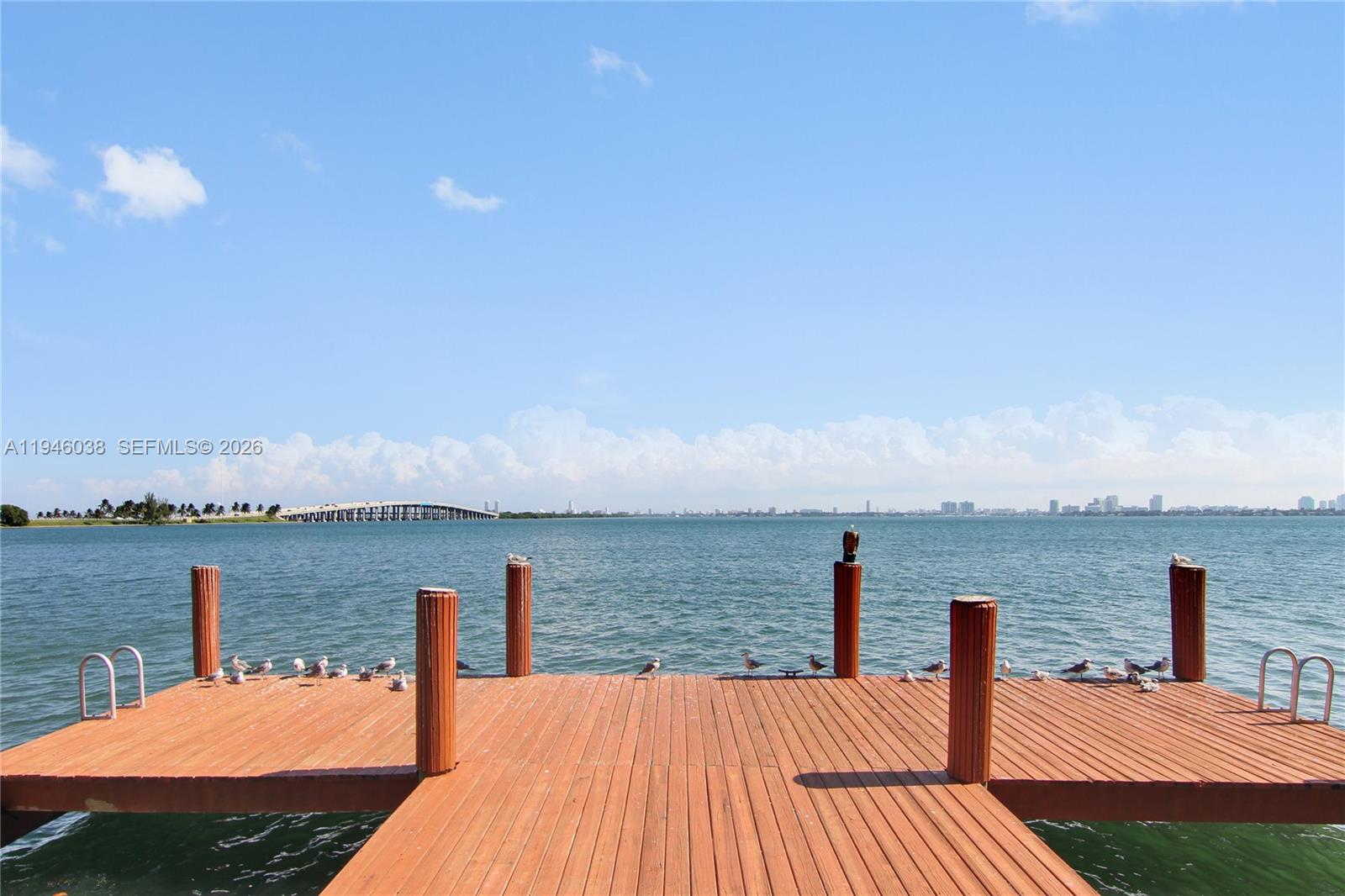 3301 NE 5th Ave # 416