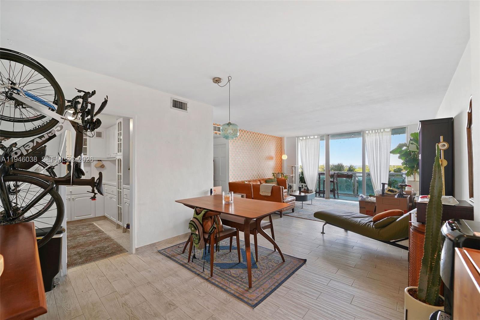 3301 NE 5th Ave # 416